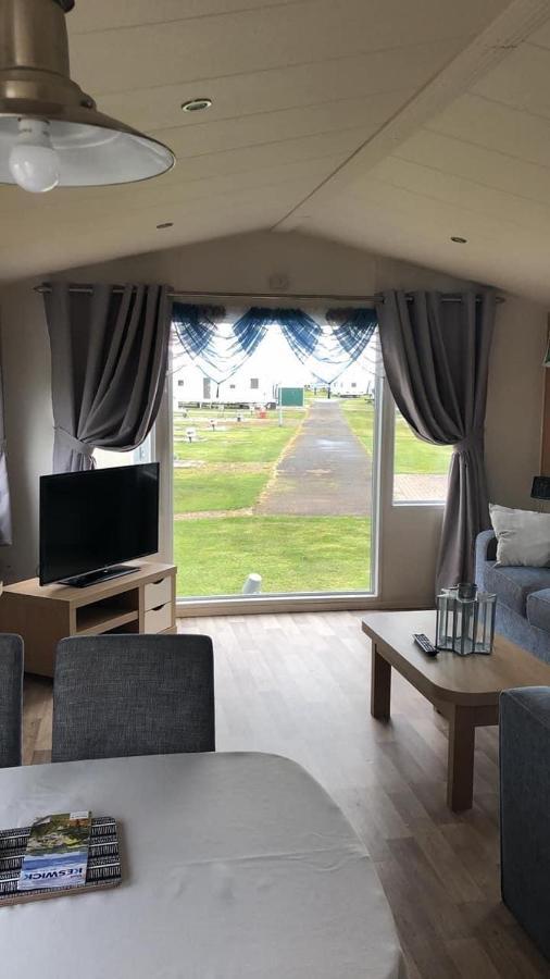 Flosh Caravan, Manor House Park Mawbray